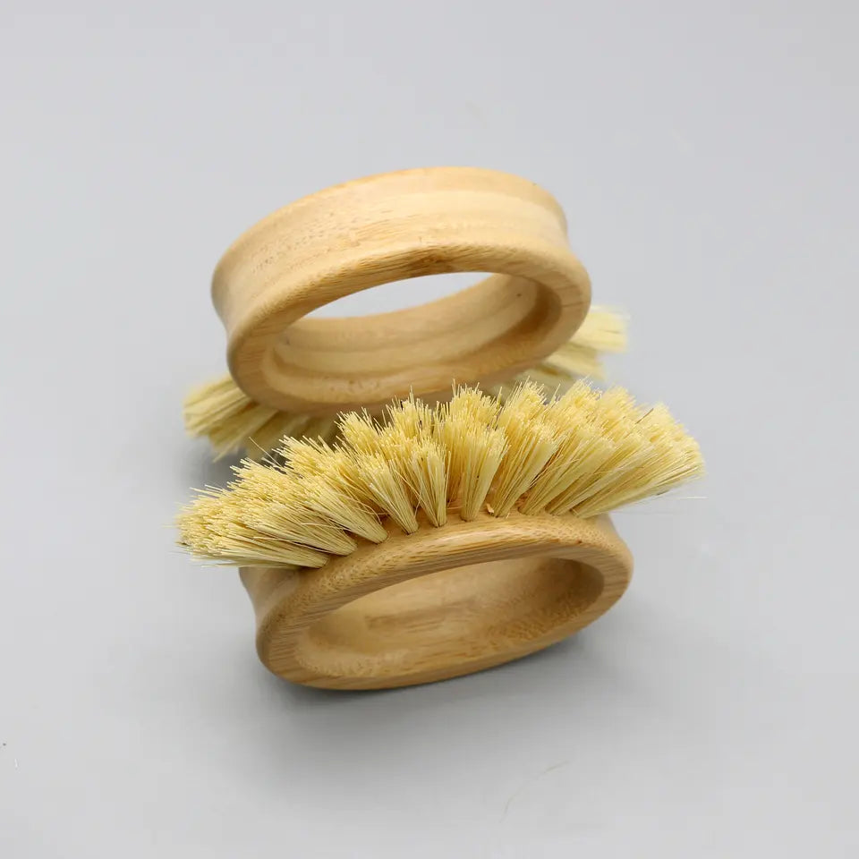 Oval handle scrub brush